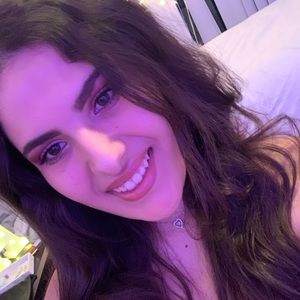 Meet your Posher, Andrea